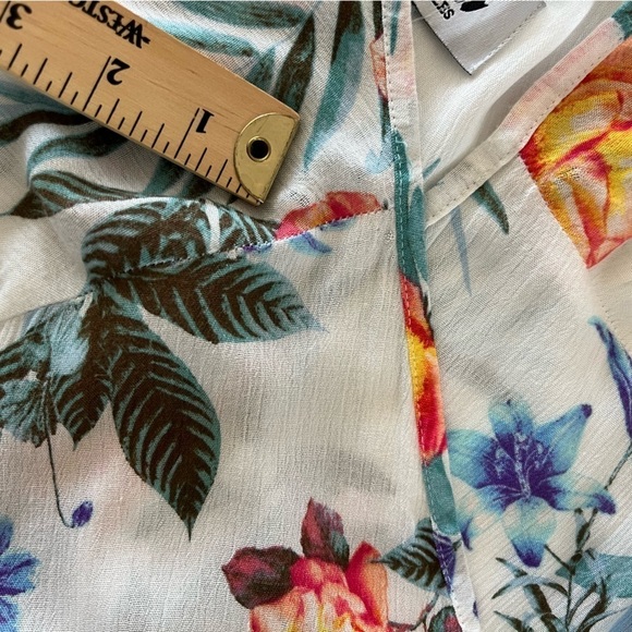 Meghan LA Women’s Jasmine Wrap Maxi Dress Floral Short Sleeve Large NWOT Flaws - Picture 15 of 16